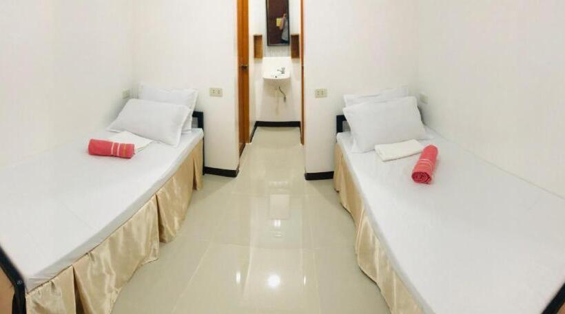 Номер Economy, Lr Hostel And Cafe