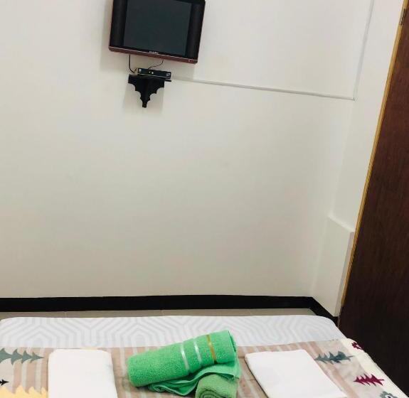 Номер Стандарт, Lr Hostel And Cafe