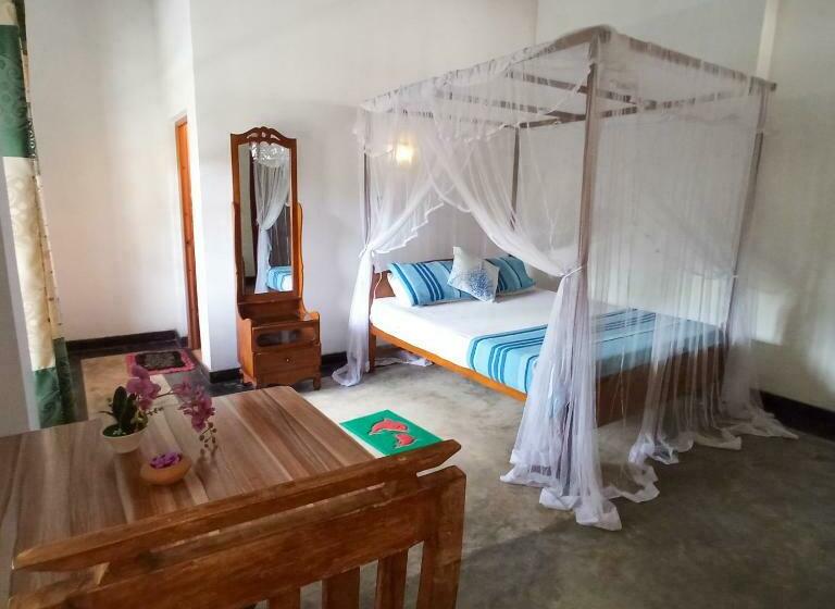 バルコニー付きスタンダードトリプルルーム, Bluebell Guest House