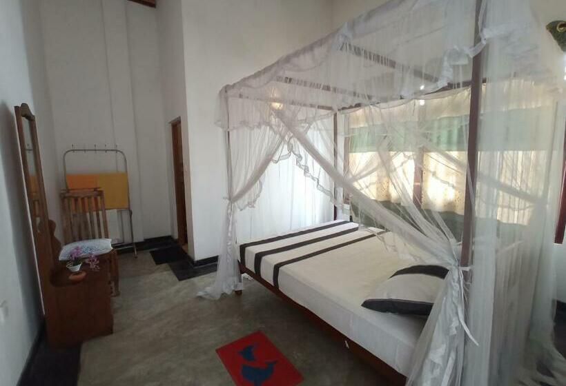 デラックスルーム, Bluebell Guest House