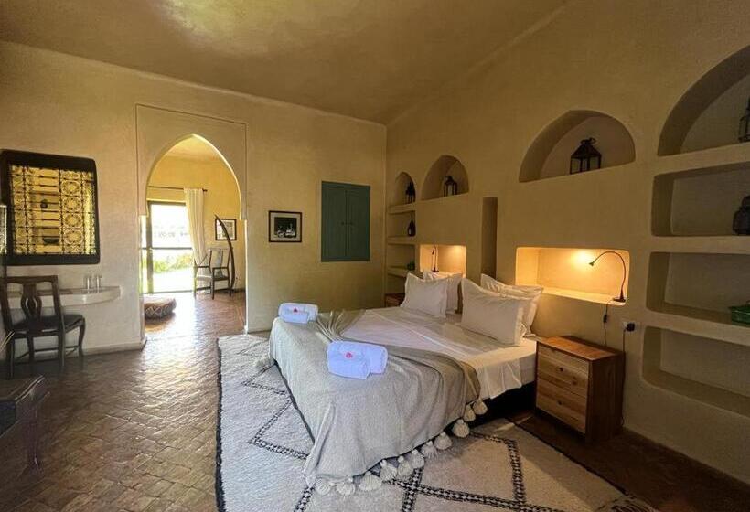 Студия Deluxe, Jnane Allia