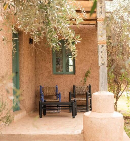 Студия Deluxe, Jnane Allia