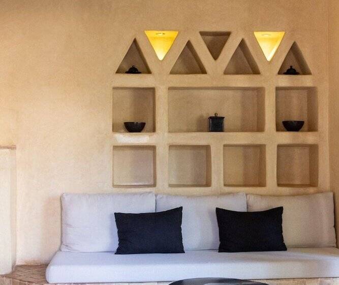 Студия Deluxe, Jnane Allia