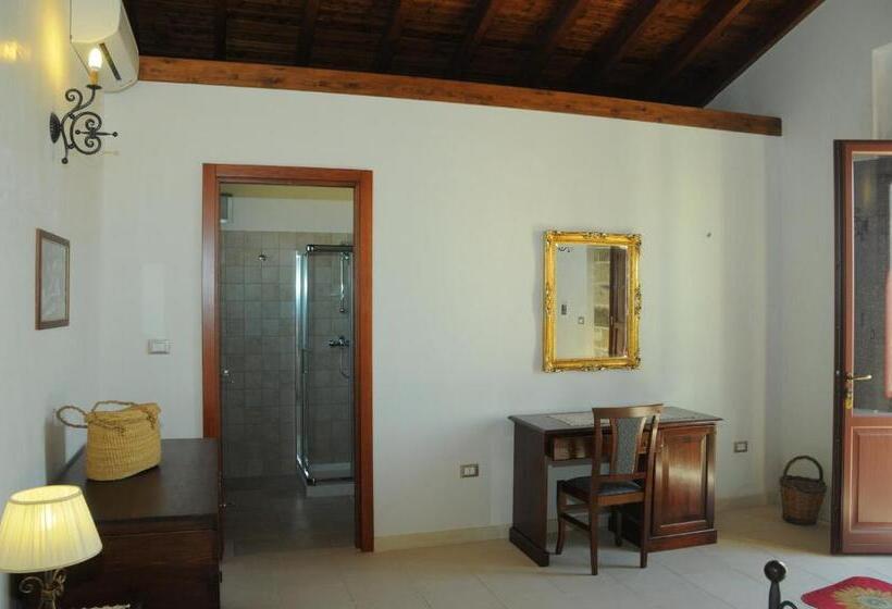 غرفة قياسية رباعية مطلة على الحديقة, Agriturismo Masseria Quaremme