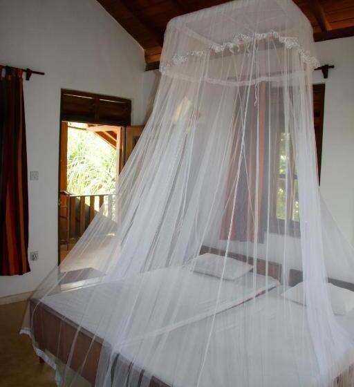 اتاق خانوادگی با چشمانداز دریا, Shiva S Beach Cabanas