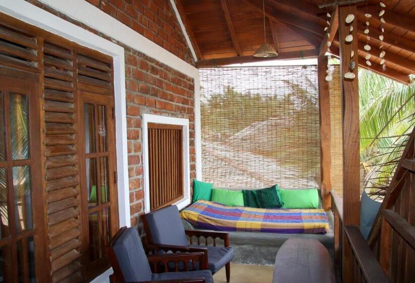 اتاق خانوادگی با چشمانداز دریا, Shiva S Beach Cabanas