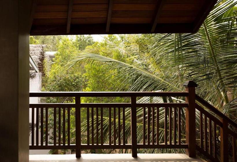 اتاق لوکس خانوادگی, Shiva S Beach Cabanas