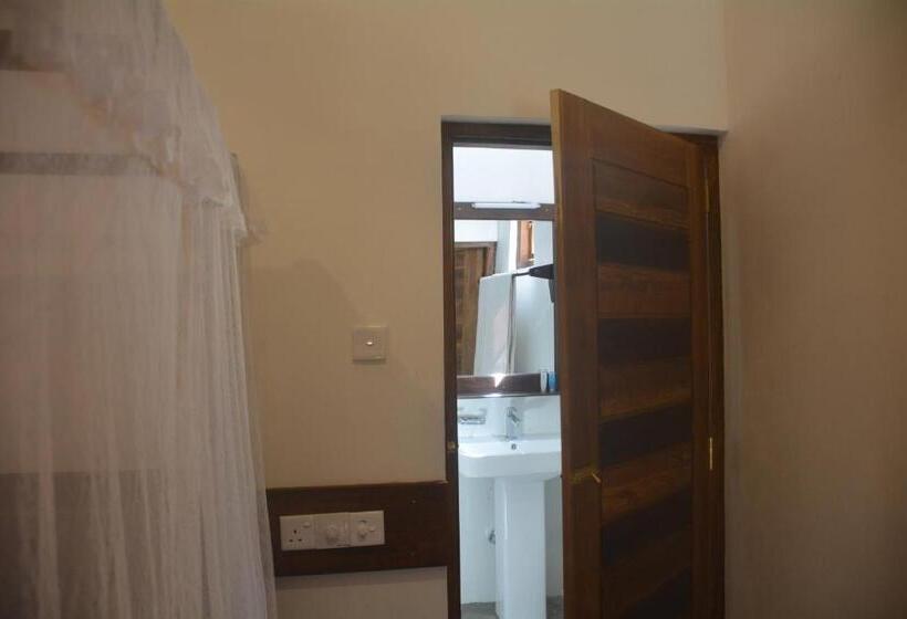 اتاق استاندارد, Shiva S Beach Cabanas