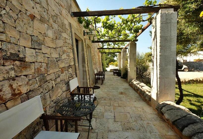Полулюкс Повышенной Комфортности, Masseria Trulli E Vigne