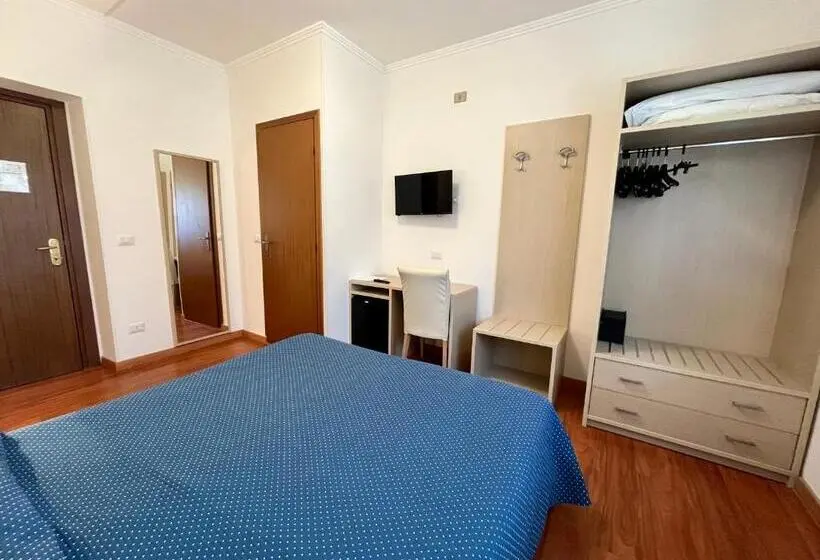 اتاق اکونومی, Le Naiadi Park Hotel Sul Lago