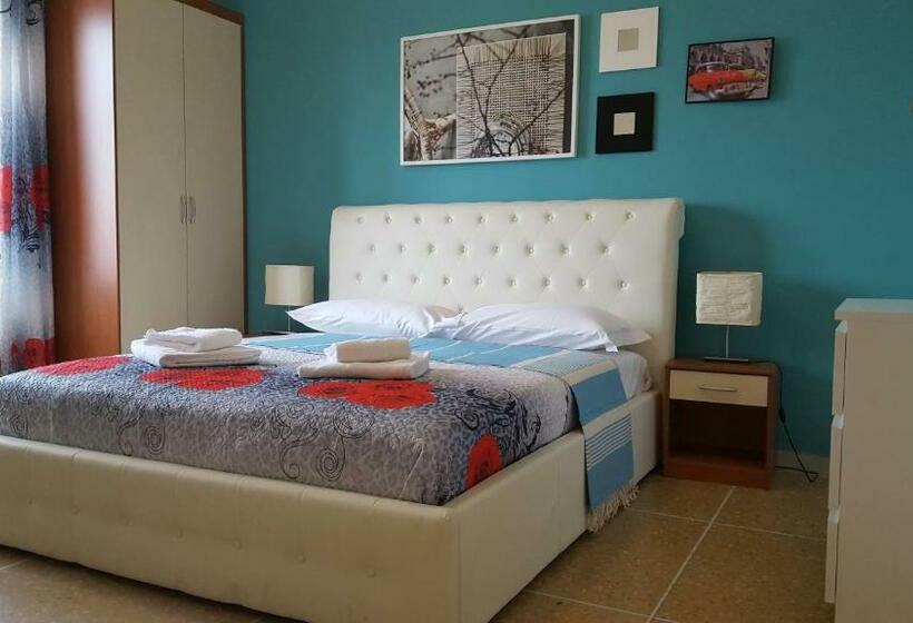 اتاق لوکس با بالکن, Pearl Pisa Guest House