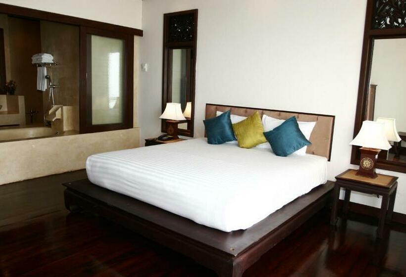 Deluxe Suite, Racha Kiri Resort & Spa, Khanom