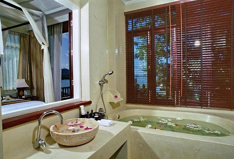 Люкс, Racha Kiri Resort & Spa, Khanom