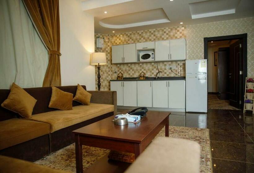 Standard Studio, غالينا للوحدات السكنية