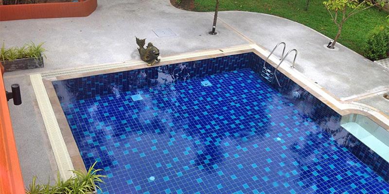 プールの見えるデラックスルーム, Baan Suan Villas Resort