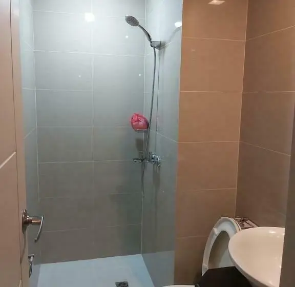 استودیوی لوکس, Pasay Staycation With Parking Space In 150 Newport Boulevard Near Resort World & Naia T3