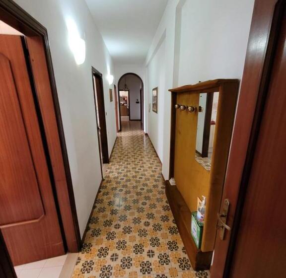 Chambre Standard avec Balcon, Avellino Casa Centralissima