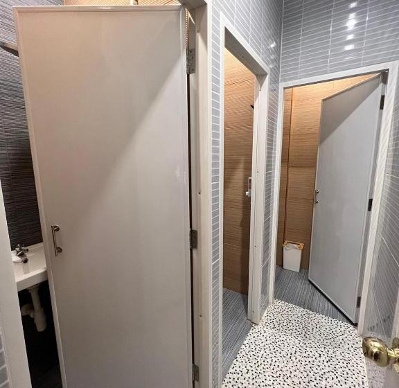 Кровать в Общей Комнате, Baan Hall Hostel