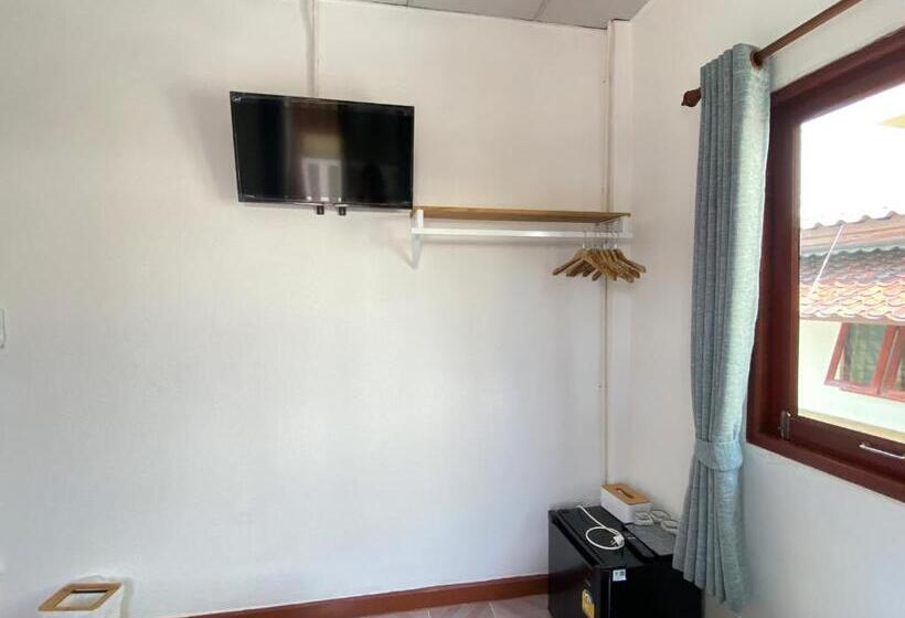 공동 객실, Baan Hall Hostel