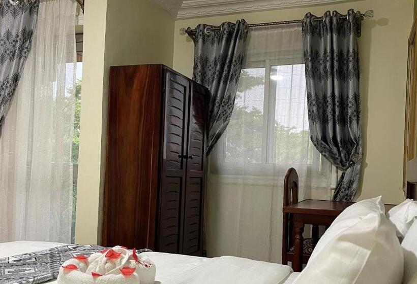اتاق لوکس, Platinum Hotel Douala