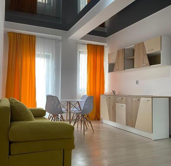 标准工作室, Inapartments Mamaia Nord