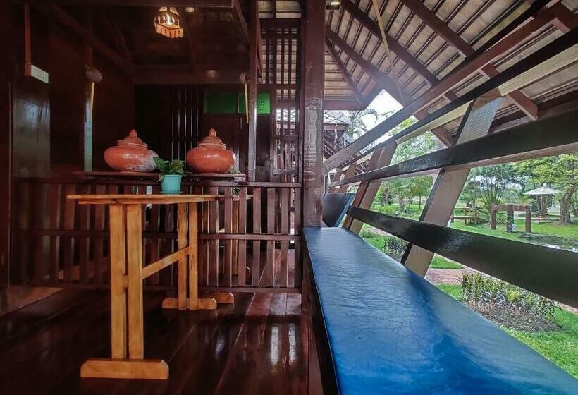 디럭스 룸, Nan Bluesky Resort And Spa