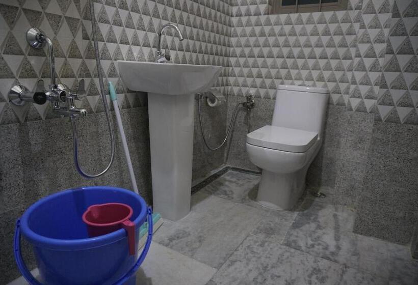 اتاق لوکس, Miracle Springs Guest House