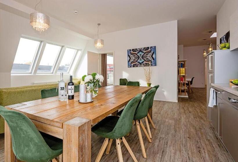 سوئیت پنت هاوس, Apartments Rosenthal Residence