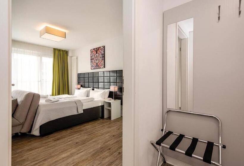 استودیو کامفورت, Apartments Rosenthal Residence