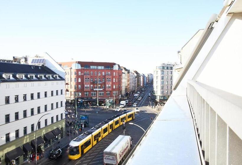 استودیو کامفورت, Apartments Rosenthal Residence