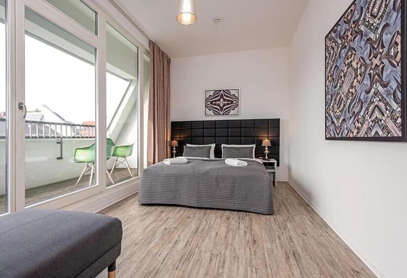 سوئیت پنت هاوس, Apartments Rosenthal Residence