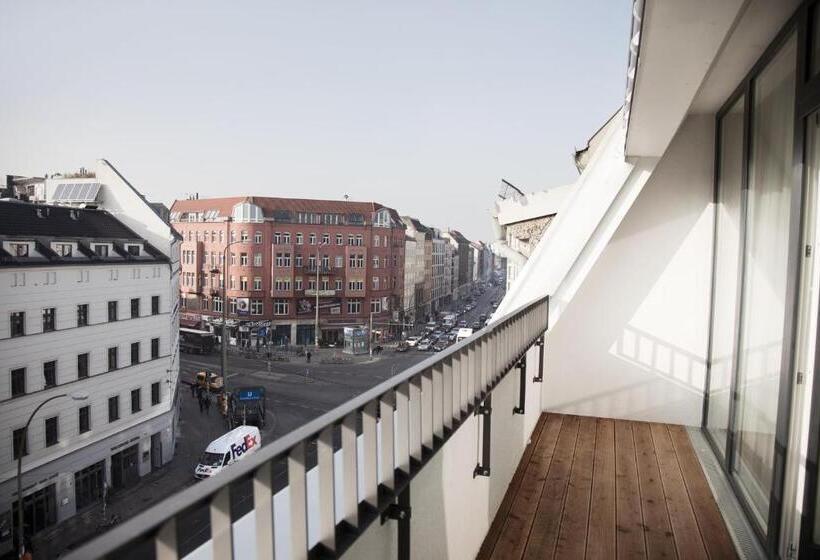 سوئیت پنت هاوس, Apartments Rosenthal Residence