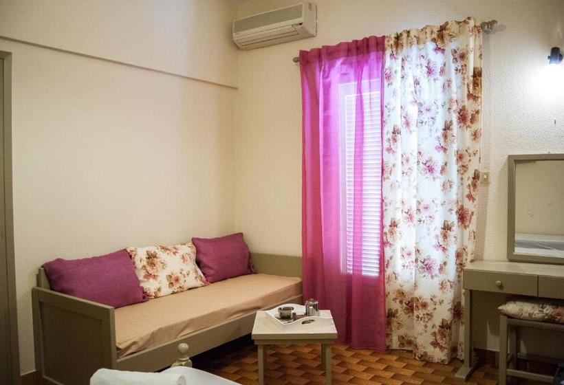 스탠다드 트리플 룸, Argostoli