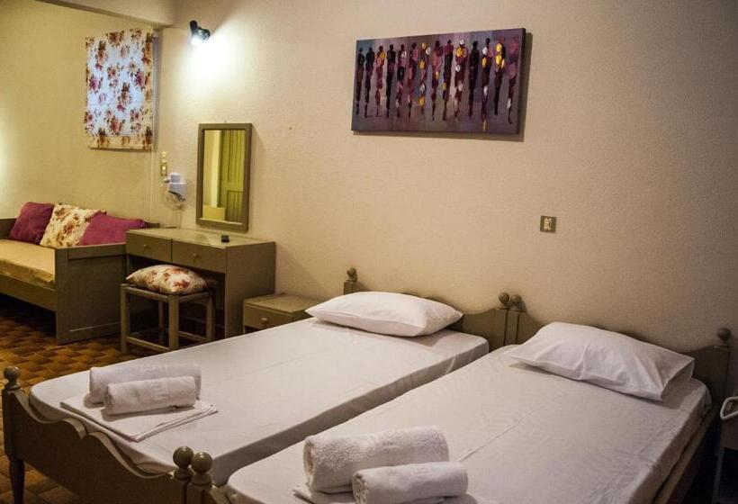 4인용 스탠다드 룸, Argostoli