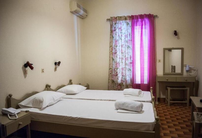 스탠다드 룸, Argostoli