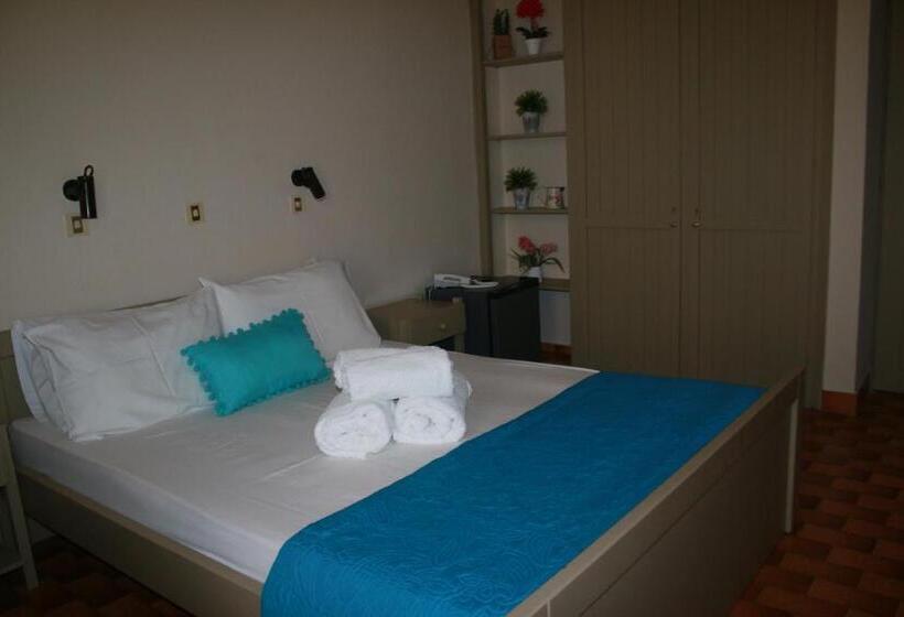스탠다드 룸, Argostoli