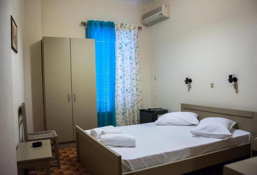 스탠다드 룸 1층, Argostoli