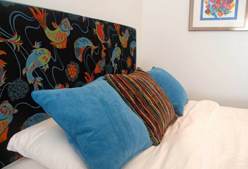 اتاق استاندارد با 2 تخت دوبل, Blue Lagoon Hotel And Marina Ltd