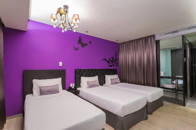 اتاق سوپریور, Boss