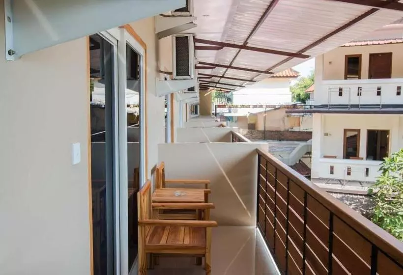 デラックスルーム, Central Inn Senggigi