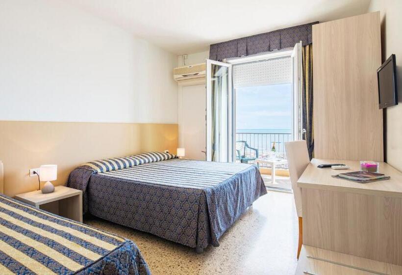 3-Bett-Standardzimmer Meerblick, Columbus