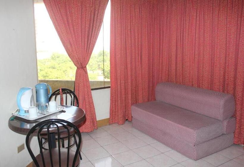 סוויטת ג'וניור, Elegant Circle Inn