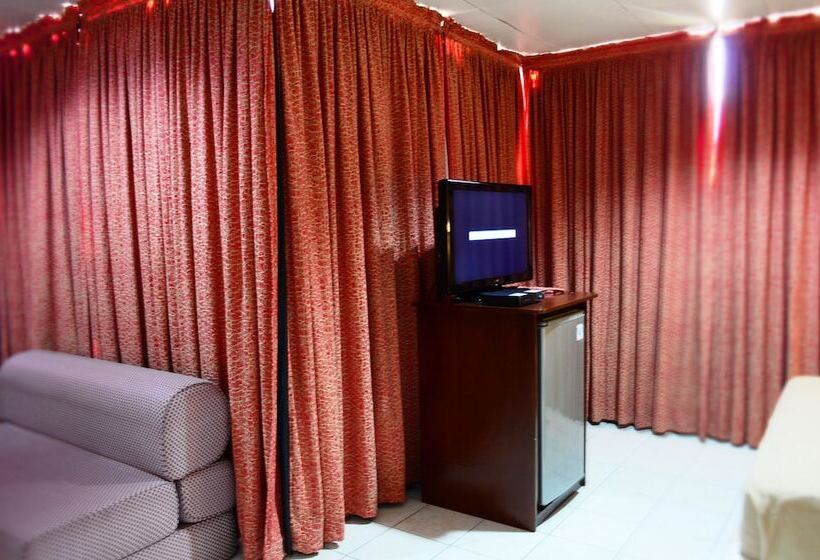 סוויטת ג'וניור, Elegant Circle Inn