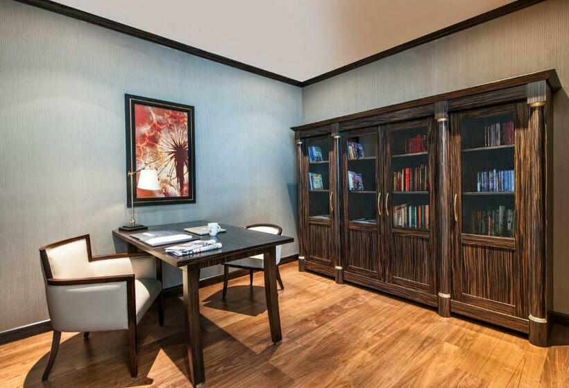 سوئیت پرزیدنت, Elite World Grand Istanbul Basin Ekspres