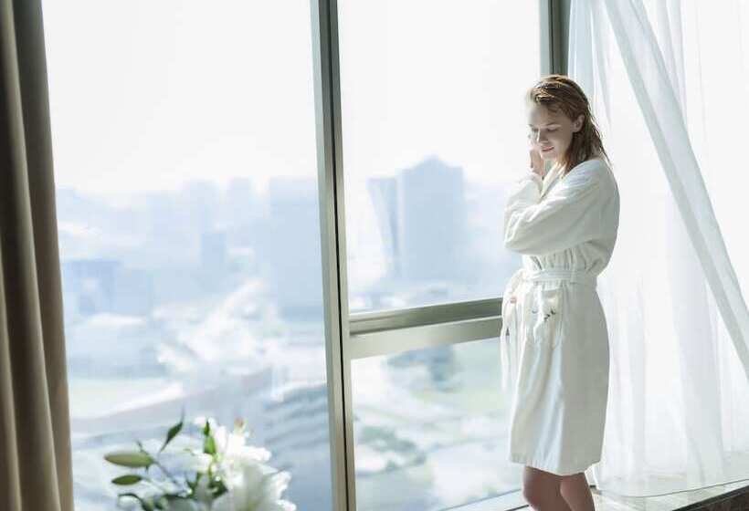 سوئیت با تخت بزرگ, Elite World Grand Istanbul Basin Ekspres