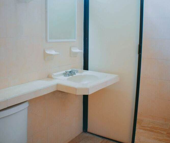 标准间, Hacienda Sánchez