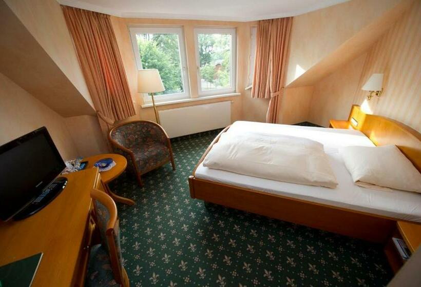 Классический Номер, Landgut Stemmen