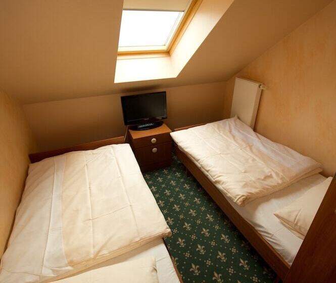 Семейный Номер, Landgut Stemmen