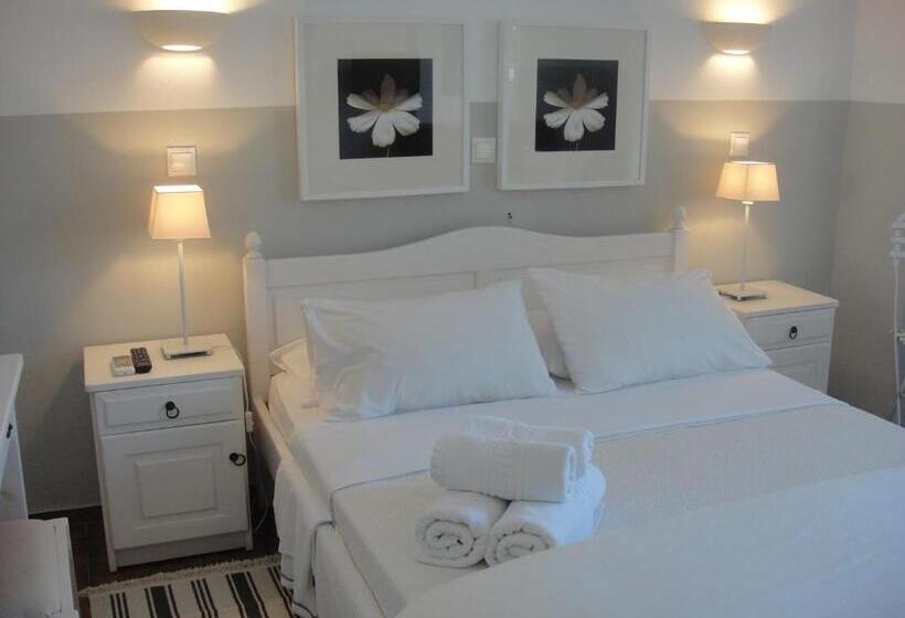 חדר סטנדרט נוף להרים, Paradisos