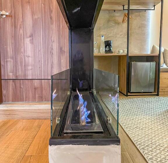 جناح مطل على المدينة, Salento Real Eje Cafetero